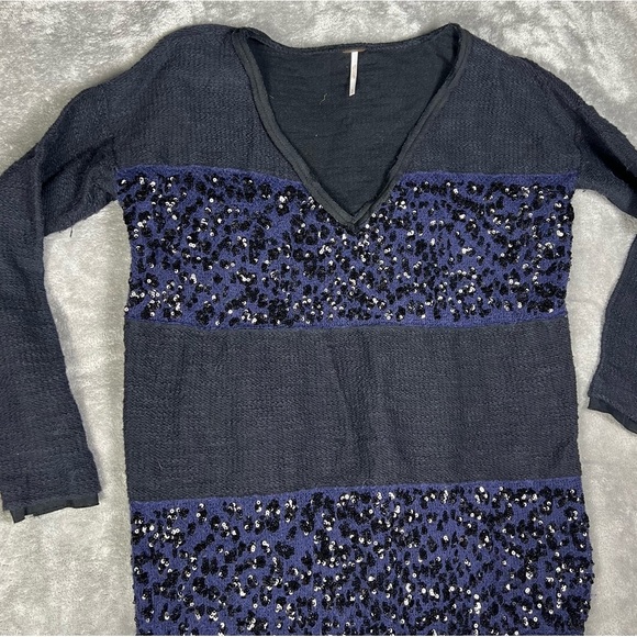 Free People Sweater Womens Medium Sequin Cheetah V-Neck Oversized Y2K Bling Goth - Picture 4 of 8